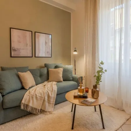 Deluxe Flat Gvaro Apartment *