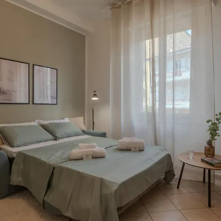 Deluxe Flat Gvaro Apartment
