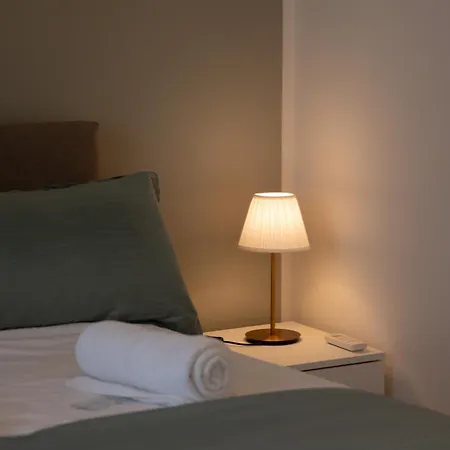 Deluxe Flat Gvaro *
